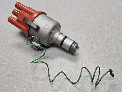 USED ORIGINAL BOSCH JF4 VW PORSCHE 914 1.7 IGNITION DISTRIBUTOR FOR CARBS 068 - Image 1 of 4