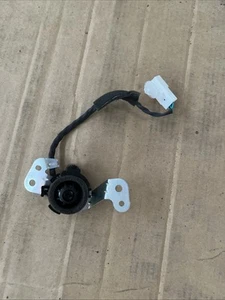 2010 - 2015 LEXUS RX350 RX450h LEFT FRONT DOOR TWEETER SPEAKER 86160-0E090 OEM - Picture 1 of 5