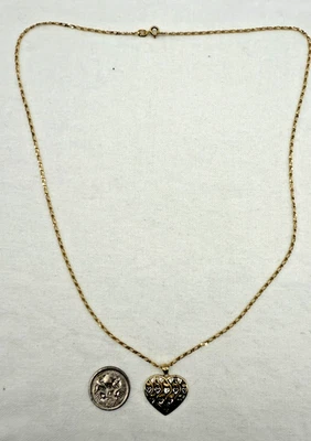 9k 9ct Yellow Gold Figaro Chain Stamped 375 Italy & 2 Tone 9k Gold Heart Pendant - Image 1 of 4