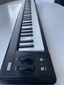 Korg microKEY-2 AIR 61-Key Bluetooth MIDI Keyboard - Picture 1 of 3