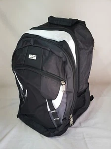 MOCHILA ES Eastsport negra con acolchado, MOLLE, varios bolsillos, funda para portátil - Imagen 1 de 12