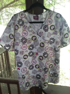 Divine Curves Plus Size Women's 2X Scrub Top - Picture 1 of 9