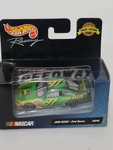 Hot Wheels Racing #97 John Deere Ford Taurus 26546 Auto pressofusa scala 1/64 - Foto 1 di 6