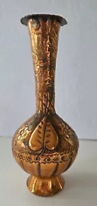 Jarrón vintage de cobre de 8" hojas y flores martilladas y tostadas firmadas Kayberi - Imagen 1 de 14
