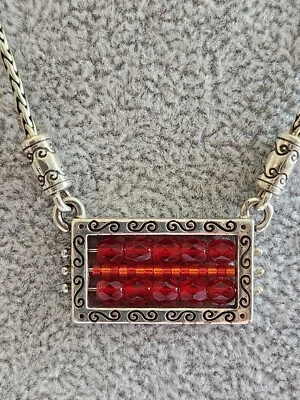 Collar Brighton con cristales rojos 16 pulgadas + 2 Foto 1 de 4