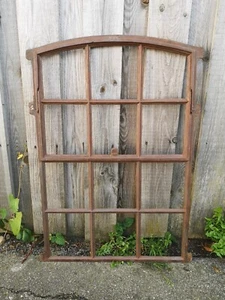 altes Gusseisen Stallfenster mit Oberlicht zum öffnen - liebevoll aufgearbeitet - Bild 1 von 7