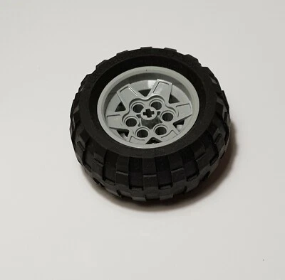 1x Lego® Technic Reifen 68,7x34R 61480 + 1x Felge 43.2x26 hellgrau 41896 Technik - Bild 1 von 2