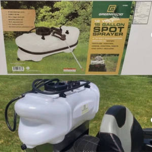 Spot Sprayer 15 Gallon Tank 12V Charges to Vehicle Battery Yard Truck ATV Mount - Picture 1 of 24