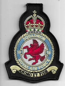 RAF PATCH  18 SQUADRON KINGS CROWN CREST CHINOOKS ROYAL AIR FORCE SQUADRON PATCH - Picture 1 of 1