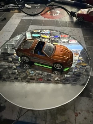 Hot Wheels Fast and Furious Supra MK4 Super PERSONALIZADO (brilla en la oscuridad) Foto 1 de 4