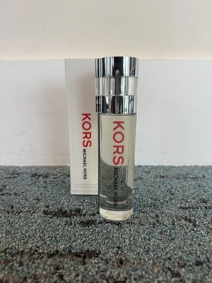 *Vintage* KORS (CAJA BLANCA) por MICHAEL KORS 1,7 oz / 50 ml Eau De Parfum Spray Foto 1 de 2