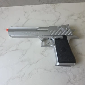 CYBERGUN Licensed Desert Eagle Magnum Spring Power Airsoft Pistol Silver - Picture 1 of 7
