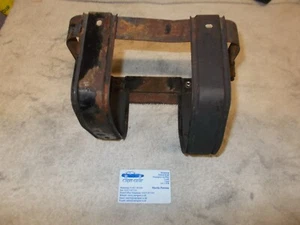 Ford Capri MK3 Ghia. Großer vorderer Siebwaschflaschenträger - Bild 1 von 1