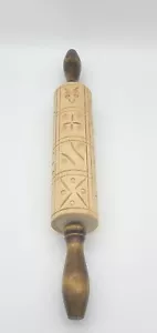 Vintage Engraved Wood Rolling Pin Rustic Farmhouse Kitchen Decor. - Picture 1 of 7