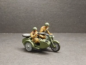 1/72 WWII Soviet M-72 Satchel Motorcycle With Soldiers Handpainted Model Prop - Foto 1 di 2