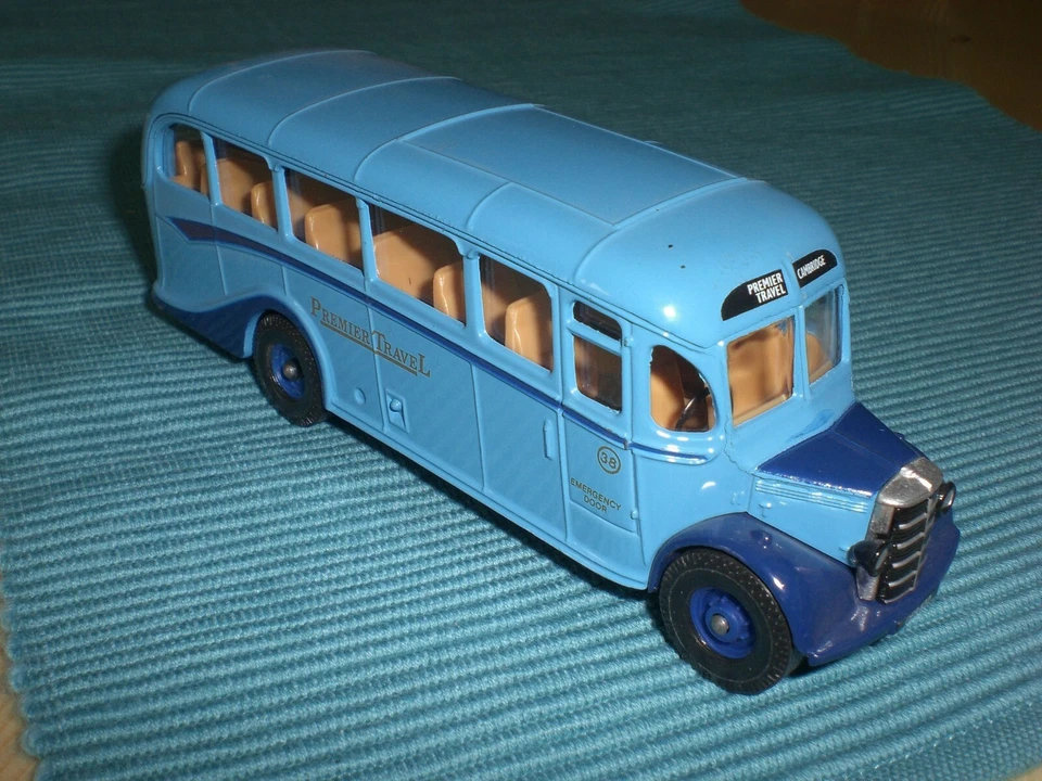 Gorgi Bedford O.B.Coach Bus Premier Travel Cambridge - Bild 1 von 1