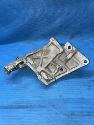 90-96 Nissan 300zx Z32 AC Compressor Bracket OEM NA TT Vg30de - Image 1 of 4