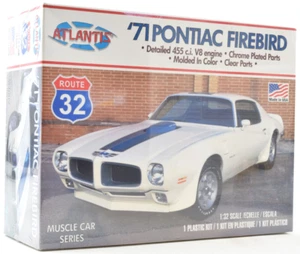 Atlantis '71 Pontiac Firebird 1:32 Scale Plastic Model Car Kit M2009 - Picture 1 of 4