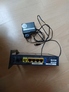 NETGEAR - N 300 - Router - 2,4GHz - 4 Port - Bild 1 von 2
