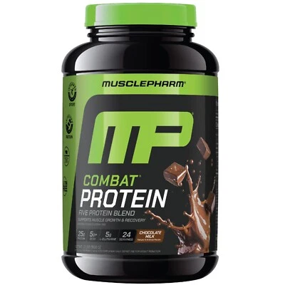 Proteína en polvo MusclePharm Combat - 2 lb, 25 porciones, leche con chocolate Foto 1 de 4