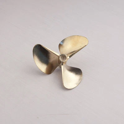 PROPELLER 26cc brass prop 1/4" shaft 3 blade 72mm Diameter RC boat P83 - Image 1 of 4