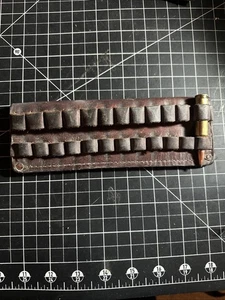 Bolsa de munición de caza hecha en Alaska de cuero vintage se adapta perfectamente a 6,5 cm - Imagen 1 de 5