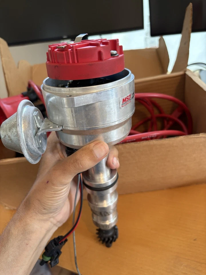 MSD Ignition 8595 Pro-Billet Ready-To-Run Distributor for Ford FE-Series - Image 1 of 4