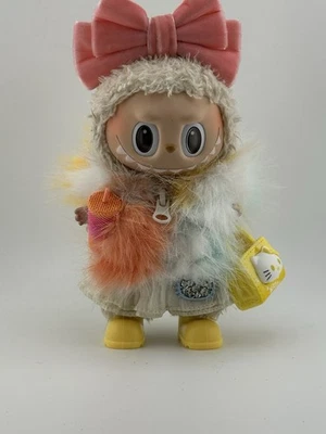 Sudadera con capucha de piel colorida amarilla Labu Clothes 💛 Bolso Hello Kitty (sin muñeca) Foto 1 de 4