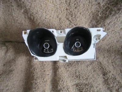  71 72 73 Mercury Cougar xr7 amplificador y grupo de medidor de aceite D1WF 10848 CA Foto 1 de 3