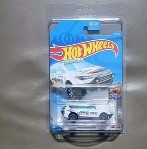 2021 Hot Wheels Chrysler  Pacifica Treasure  Hunt Metro 10/10 # 165/250 TH - Picture 1 of 2
