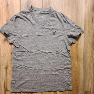 American Eagle Outfitters V Neck T-shirt Gray Size Large - Picture 1 of 3