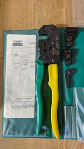 AMP-TE CONNECTIVITY CERTI-LOK-Crimpzange 169400/Ratschen-Crimpzange+3xDies