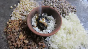 Smudge Sample Kit Metaphysical Gift For Her Frankincense Myrrh Gum Damar Benzoin - Picture 1 of 5