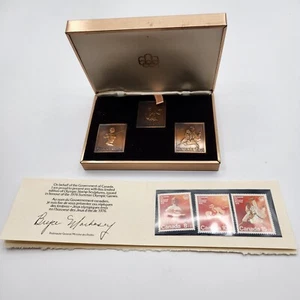 1976 Canada Olympics Johnson Mathey Bronze Bar & Stamp Set Uncirculated - Imagen 1 de 4