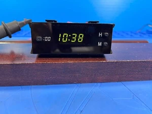 97-01 LEXUS ES300 DASH DIGITAL CLOCK - Picture 1 of 8