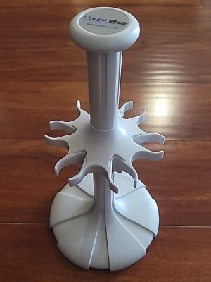 Soporte giratorio para pipeta MTC Bio para seis pipetas Foto 1 de 2