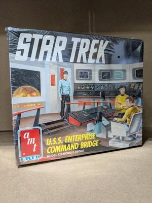 AMT - #6007 - Star Trek - U.S.S. Enterprise Command Bridge - NEW/MINT - Image 1 of 4