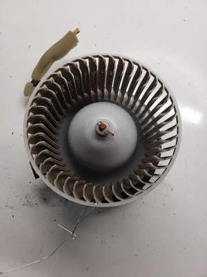 Motor soplador HVAC usado se adapta a: Nissan Versa 2012 desde 11/09 grado A Foto 1 de 4