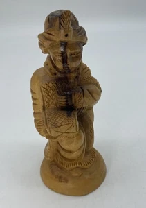 Vintage handgeschnitzte Holz Weiser mit Geschenk Krippenfigur Statue 4,5" hoch - Bild 1 von 7
