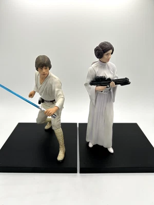 Auténtico Kotobukiya ArtFX+ Star Wars Luke Skywalker y la princesa Leia Foto 1 de 4