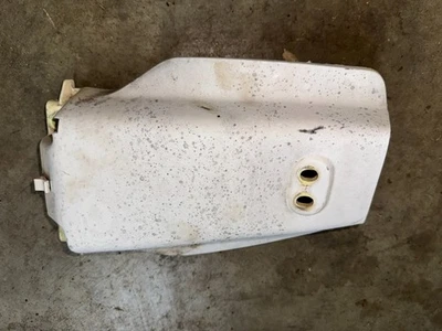 88,89,90 yamaha dt-50lc rear fender 17W-21611-00-00 - Image 1 of 4