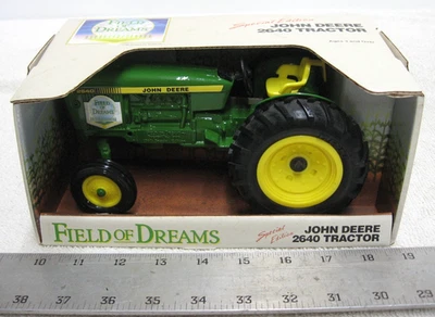 1990 ERTL 1/16 JOHN DEERE 2640 TRACTOR FIELD OF DREAMS FARM TOY IN BOX #516DA - Image 1 of 2