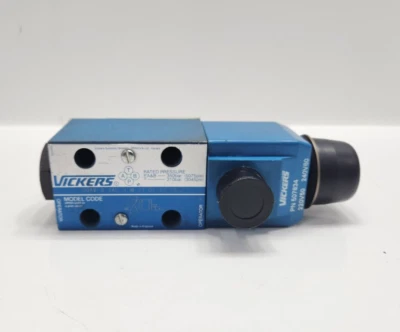 Vickers Dg4v 3 2al H M U1 D6 60 En38 Direktionale Regelventil 507834 - Bild 1 von 4