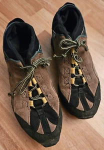 HI-TEC A.R.S. Adventure Racing Series Size 9 WOMAN WOMEN'S HIKING SHOES SNEAKERS - Picture 1 of 19