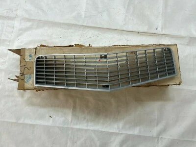 Chevy Camaro 1974-1977 NOS Parrilla Nuevo Stock Antiguo Parrilla Chevrolet Borde Delantero  Foto 1 de 4