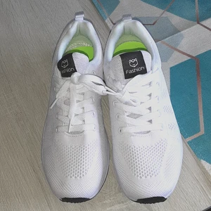 Sneaker weiss 41 - Bild 1 von 5