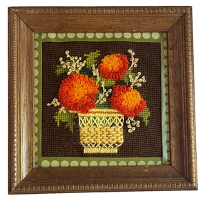Vintage gerahmte Crewel Stickerei Wandbehang orange gelb grün Blumen Retro - Bild 1 von 12