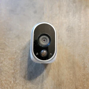 NETGEAR Arlo VMC3030 Add-on HD Security Camera ONLY - Picture 1 of 4