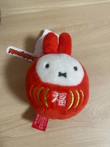 Peluche Miffy Lucky Daruma (Rosso) - Adorabile Peluche Giapponese Buona Fortuna - Foto 1 di 24
