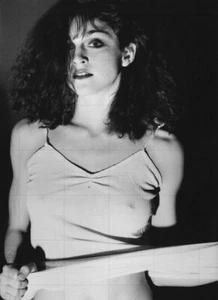 MADONNA - 10" x 7"  b/w Young 1980s Promotional Portrait Photograph - Picture 1 of 1